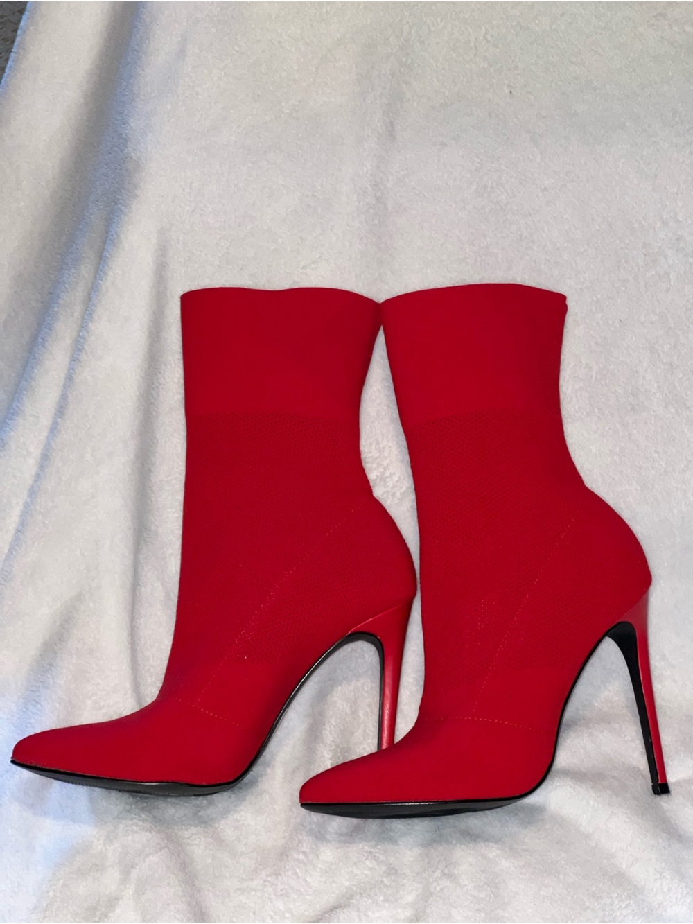 Women’s Red Stretch Knit Pointed-Toe Stiletto Ankle Boots